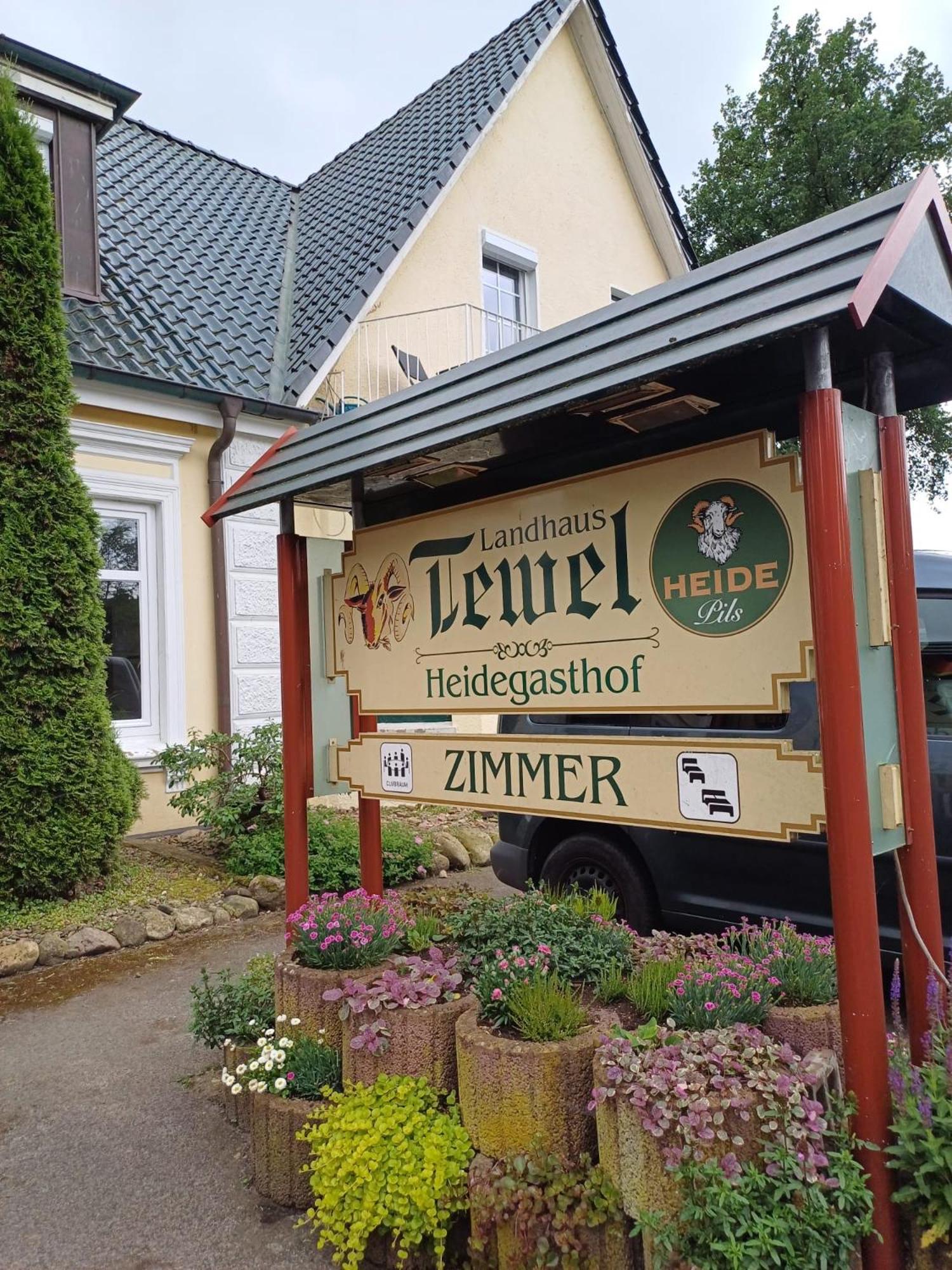 Landhaus Tewel Hotel Mit Restaurant Екстериор снимка